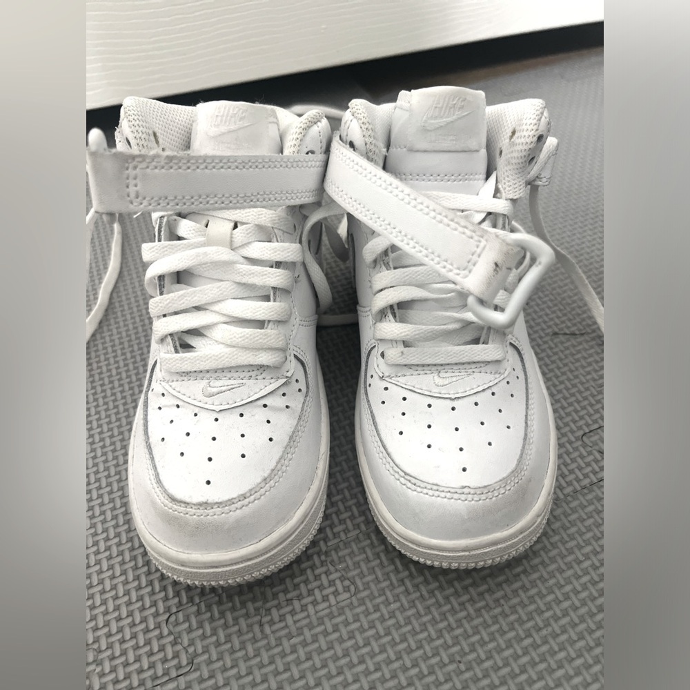 Boys bike shoes